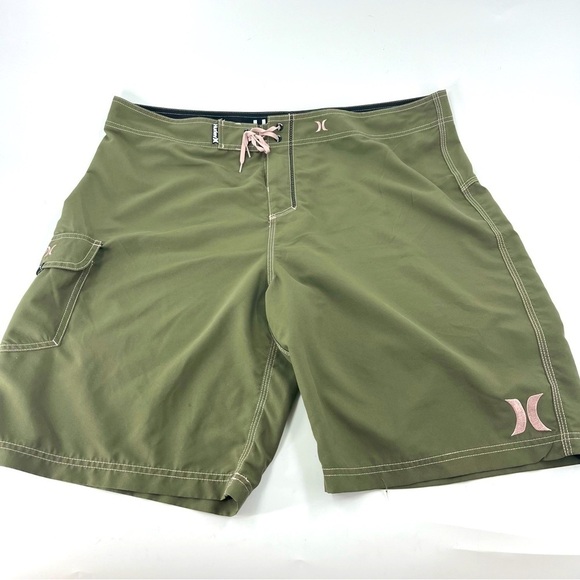 Hurley Army Green Board Shorts / Swim Suit - Picture 1 of 7